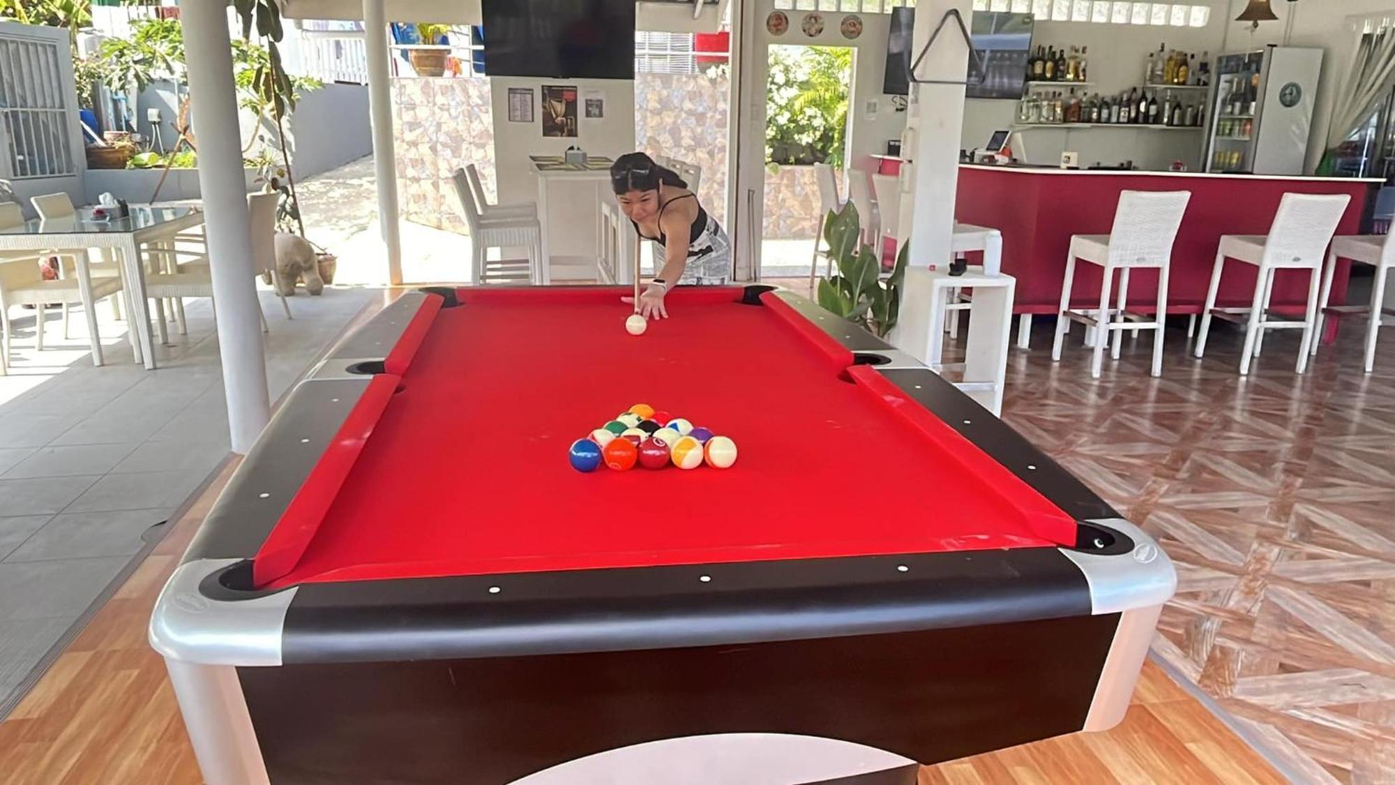 Elephant Sports Bar And Accommodation Phuket Екстериор снимка