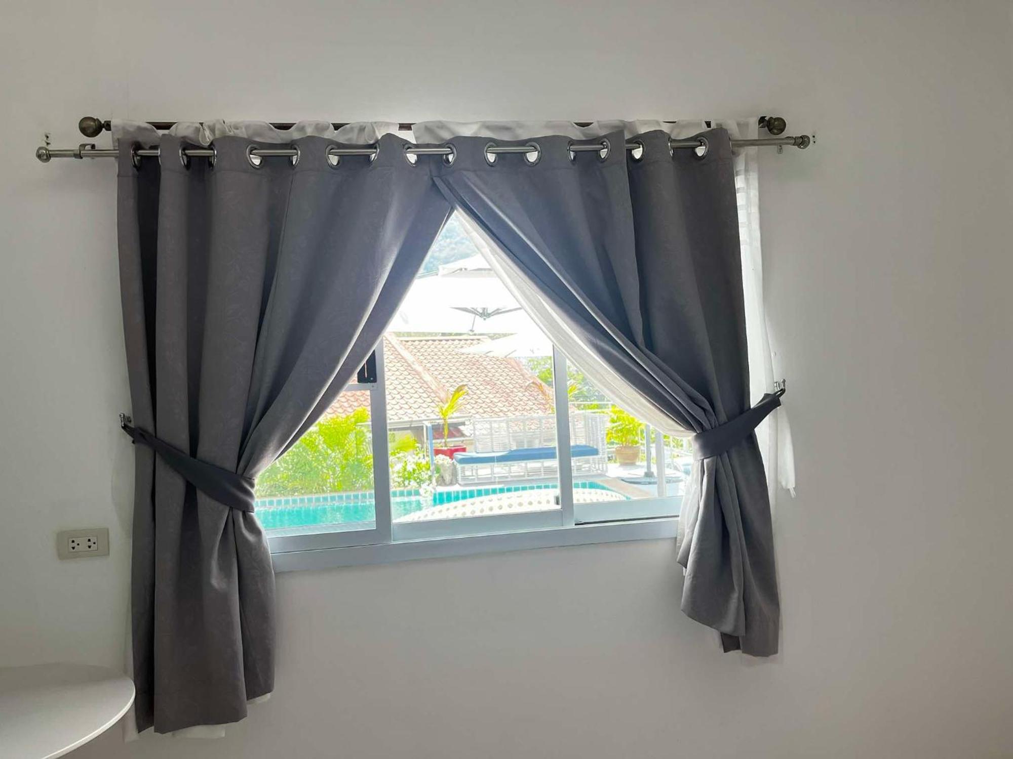 Elephant Sports Bar And Accommodation Phuket Екстериор снимка